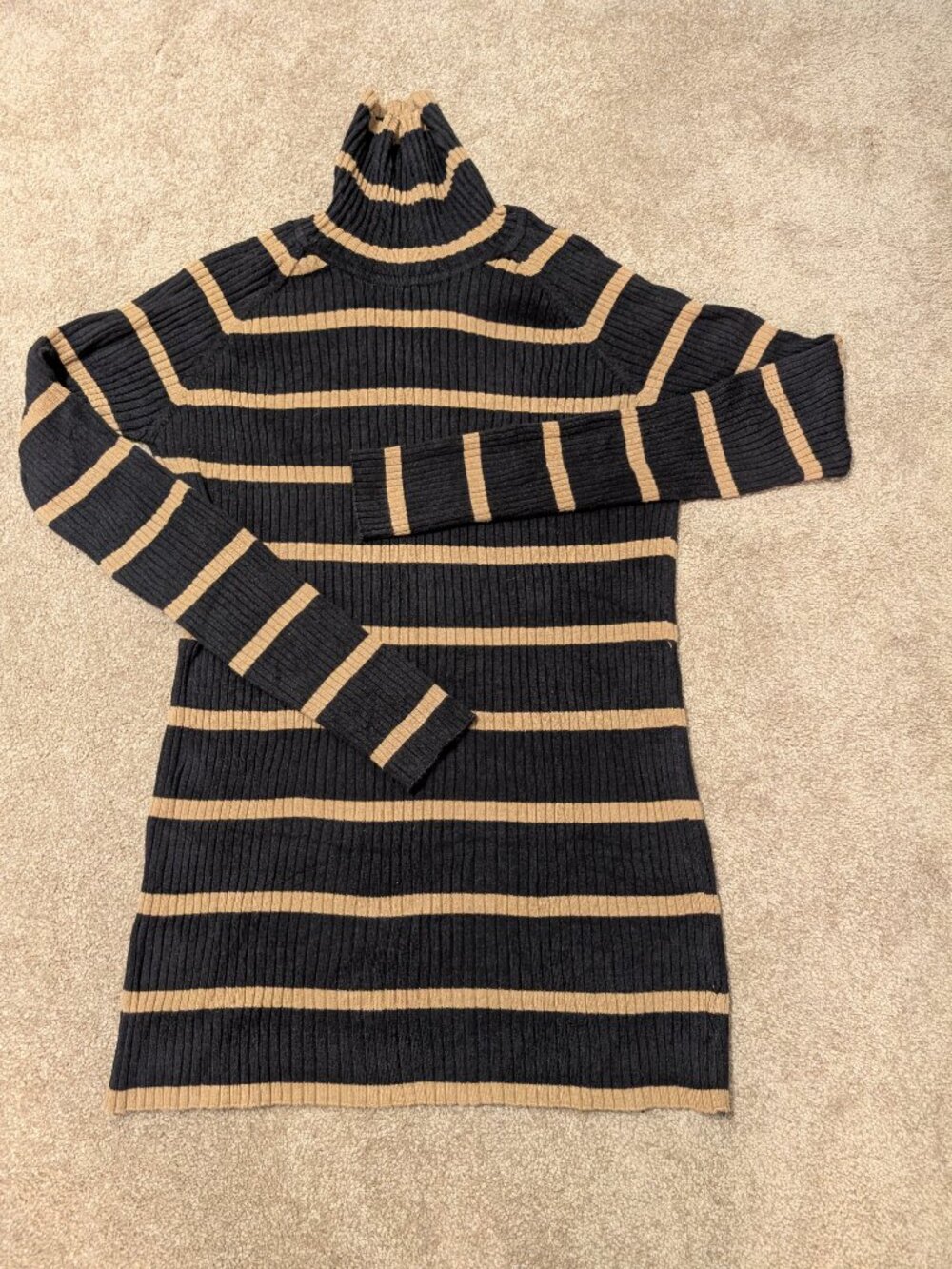 Motherhood Maternity black & brown Stripe Sweater large